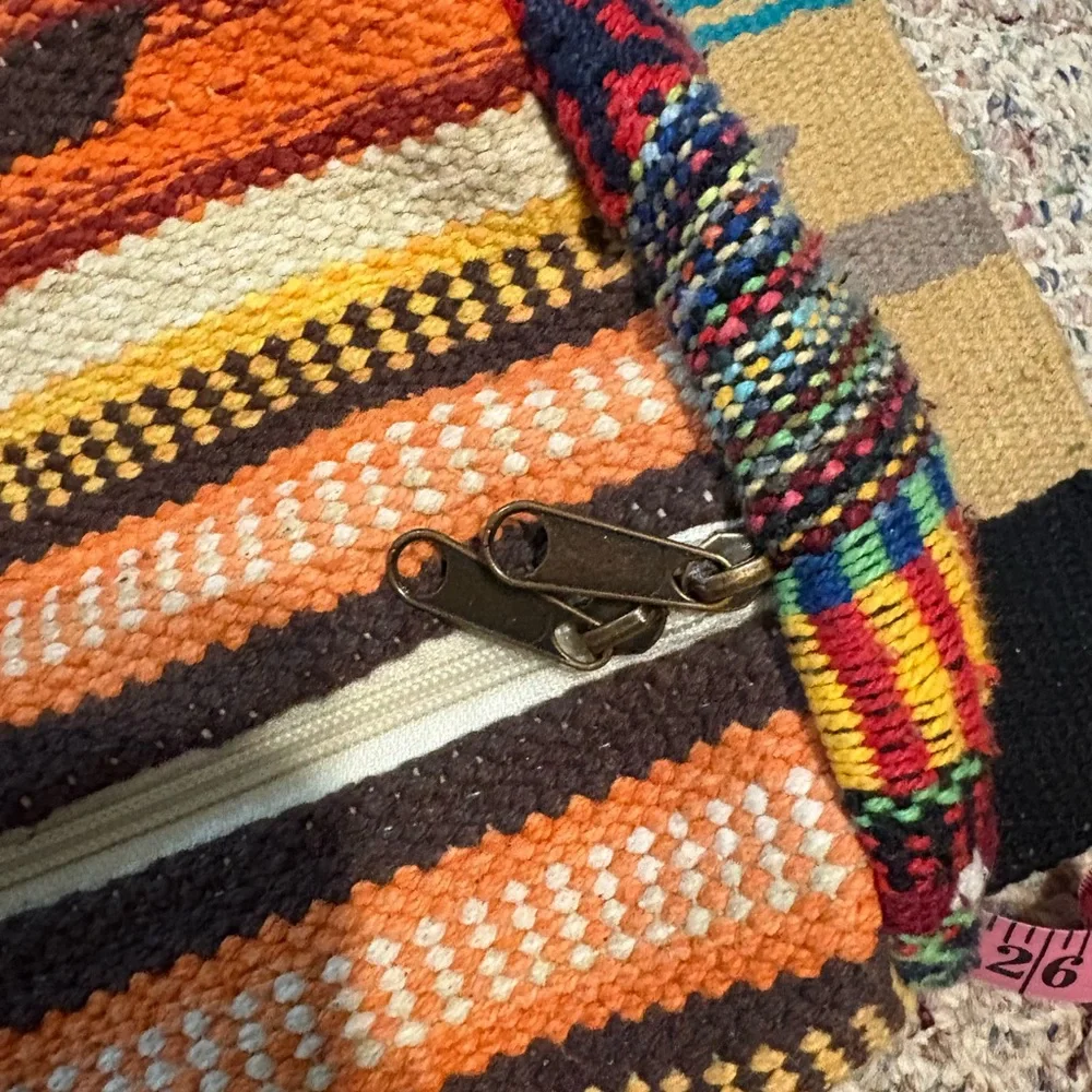 Aztec Weekender/Duffle Bag - Picture 8 of 9